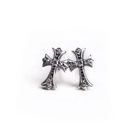 Ch Cross Baby Fat Stud Pierce with Pave Diamond Ch Cross Baby Fat Stud Pierce with Pave Diamond